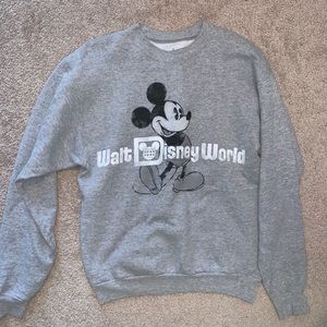 ✰ WDW CREWNECK
